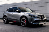 2024年4月に、当時は「ミラノ」という車名で世界初公開された「ジュニア」。発表直後にすったもんだあって、今の車名に落ち着いた。