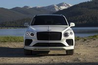 W12時代をしのぐパフォーマンス　ベントレーが新しい「ベンテイガ スピード」を発表の画像