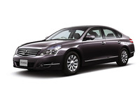 日産ティアナがエコカー減税対象車に、VDCも標準装備