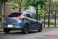 マツダ2 15Sブラックトーンエディション