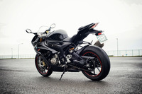 
	ボディーサイズ：全長×全幅×全高＝2050×826×1140mm
	ホイールベース：1438mm
	重量：204kg
	エンジン：999cc 水冷4ストローク 並列4気筒 DOHC 4バルブ
	最高出力：199ps（146kW）/13500rpm
	最大トルク：11.5kgm（113Nm）/10500rpm
	