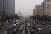 交通渋滞に悩まされる北京。大気汚染ももはや先延ばしにできない問題になっている。