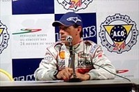 史上初の“ハットトリック”を狙う、ビエラ／ピッロ／クリステンセン組のアウディ「R8」からポールを奪ったカペッロ。速さ、信頼性、チーム力、ドライバー･･･今のアウディは、どれをとっても最強レベルにあるといっていい。