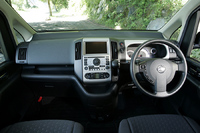 日産セレナ20RS（FF/CVT）【試乗記】の画像