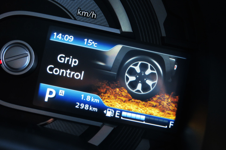 スズキ・ハスラー ハイブリッドXターボ（4WD）（メーター）