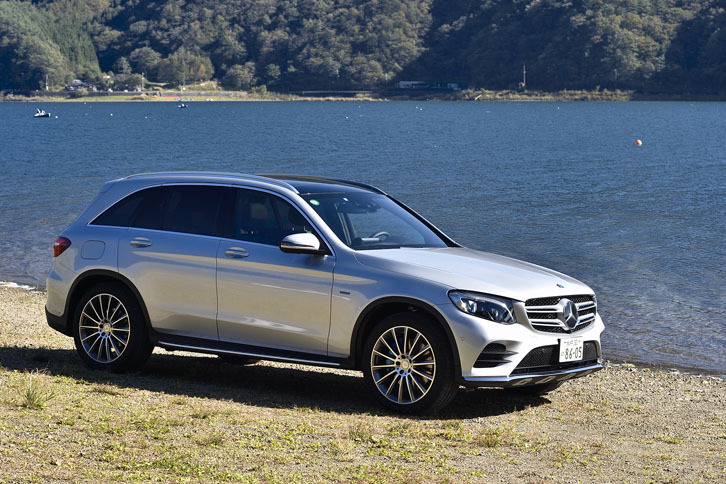 メルセデス・ベンツGLC350e 4MATICスポーツ