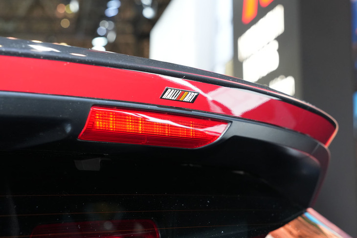 三菱アウトランダー ラリーアートスタイル