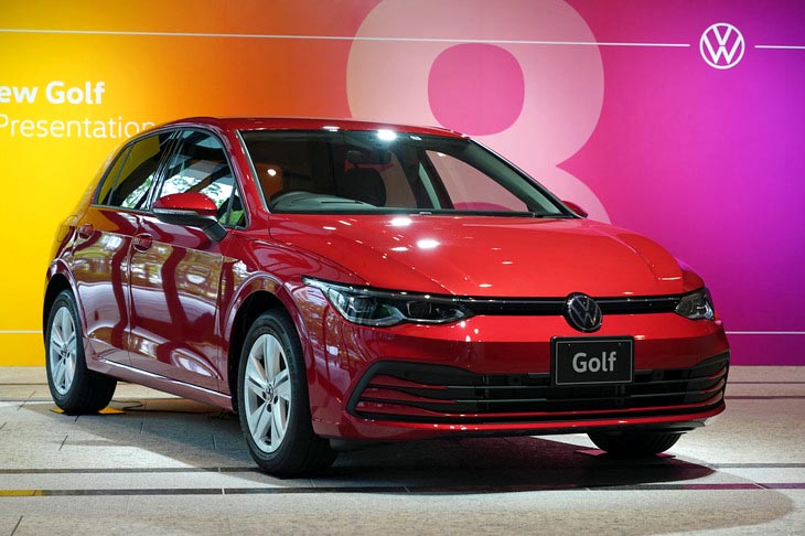 「ゴルフ8」こと、8世代目の「フォルクスワーゲン・ゴルフ」。デジタル化と電動化が、進化の目玉とされている。
