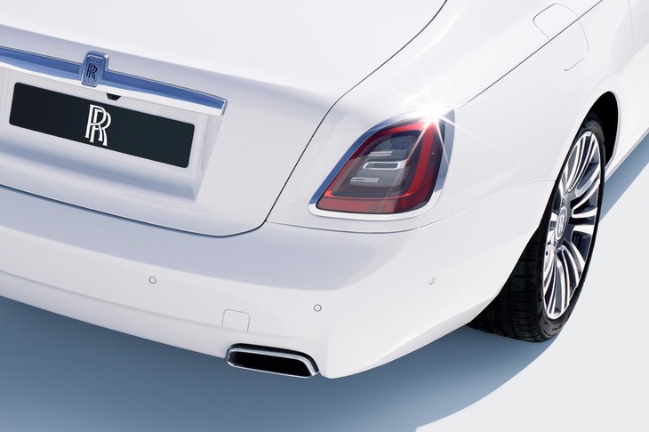 ロールス・ロイス・ゴースト（リアコンビランプ）