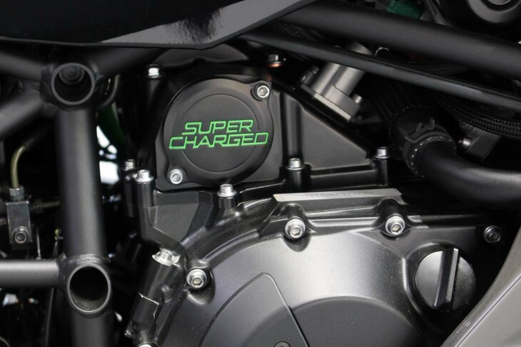 カワサキ・ニンジャH2 SX SE