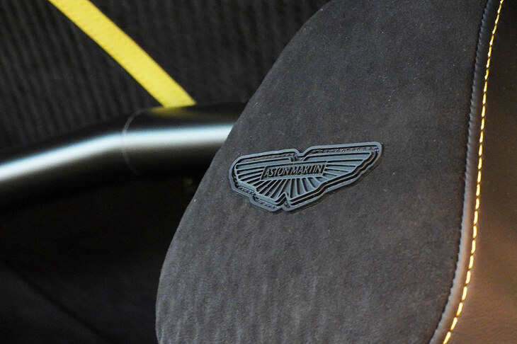 アストンマーティン・ヴァリアント（シート）