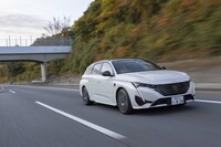 プジョー308SW GTハイブリッド