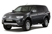 新型SUV「三菱パジェロスポーツ」がモスクワでデビュー