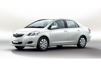 「トヨタ・ベルタ」一部改良で燃費向上の画像