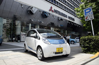 東京・田町にある三菱自動車本社を出発。まずは高速を使って横浜をめざす。