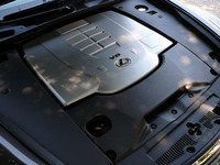 4.6リッターV8直噴エンジン