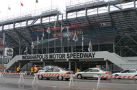 サーキット裏がすぐ公道のインディアナポリス・スピードウェイ。デカい筑波サーキット!?　みたいな雰囲気もあり。