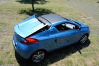 画像をクリックすると、ルーフの開閉が見られます。