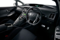 プリウスにスポーツコンバージョン車「G's」登場の画像