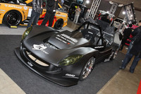 「乱人 By AERO TECH JAPAN」の「【TK-01】TK-SPORT&乱人」。「ロータス・エリーゼ」のシャシーの一部を流用したほかは、サスペンションを含めたシャシー、ボディーともにオリジナルで、エンジンは「ホンダ・シビック タイプR」用の2リッター（K20）を縦置きしたシングルシーター。