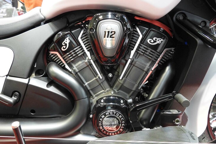 インディアン・チーフテン パワープラス ダークホース