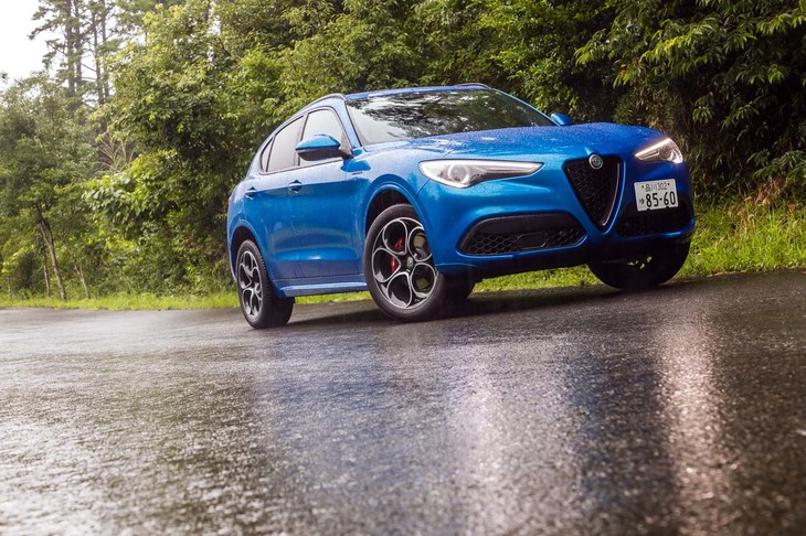 アルファ・ロメオ・ステルヴィオ2.0ターボQ4ヴェローチェ