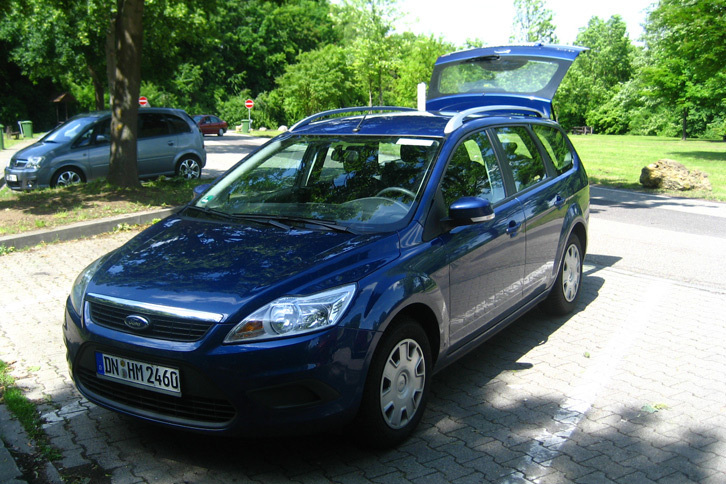 「フォード・フォーカス エステート 1.6ディーゼル」、この微妙にイケてない風情が実に土着的で秀逸だった。