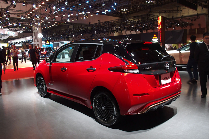 日産リーフ 90周年記念車