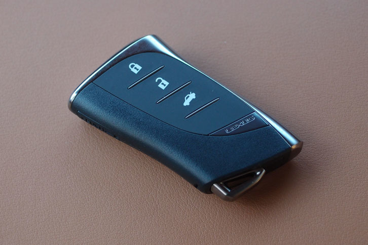 レクサスLC500（電子キー）