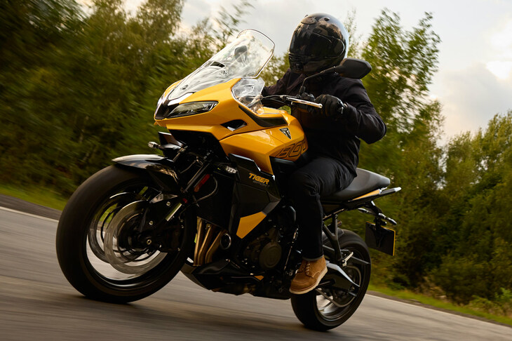 トライアンフ・タイガースポーツ800
