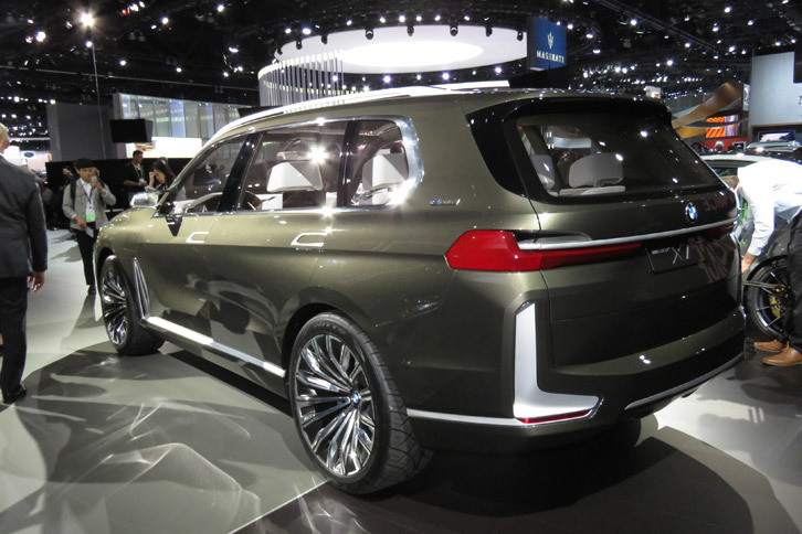 BMWコンセプトX7 iパフォーマンス