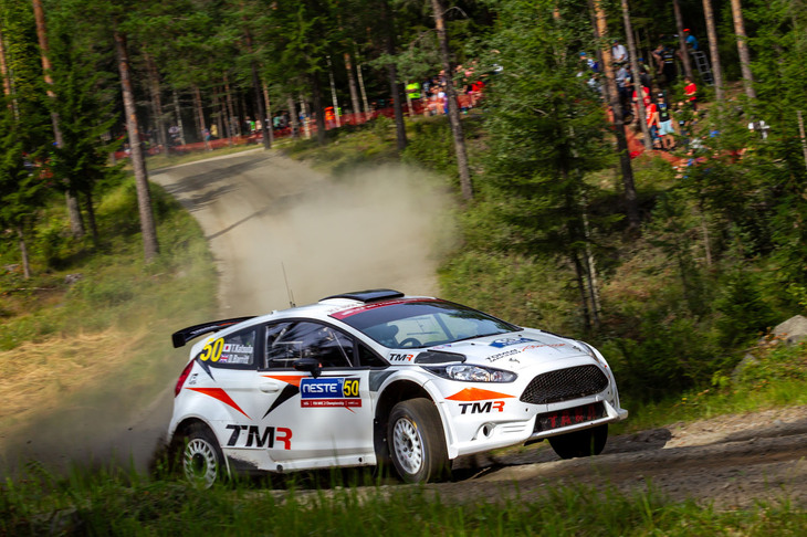 2016年のラリー・フィンランドにて、ダニエル・バリットとのコンビでWRCデビュー。