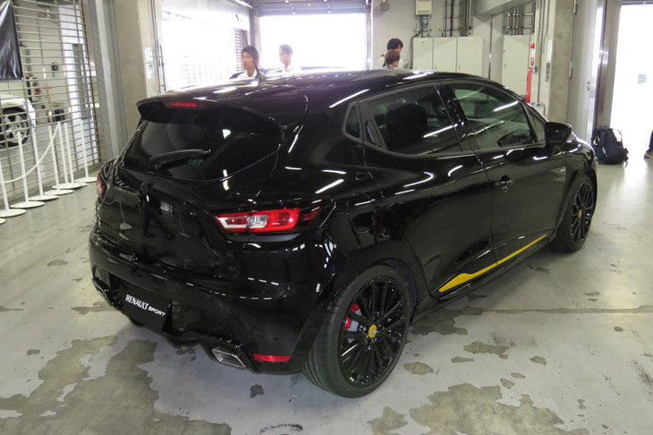 ルノー・ルーテシア ルノースポール18（エクステリア）