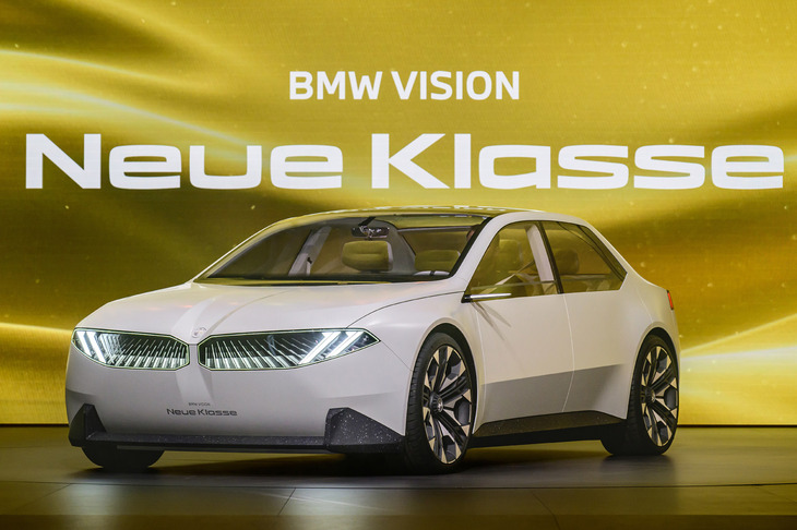 ほった「……というか、巨大化するキドニーグリルの終着点が『ノイエクラッセ』のこの顔なのでは？」