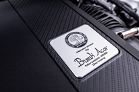 「C43 4MATIC」に積まれるM139は、エンジンの組み立てをひとりのマイスターが行う“One man, One engine（ワンマン、ワンエンジン）”というAMGの伝統にのっとりアファルターバッハ工場で製造される。