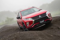 三菱エクリプス クロス ブラックエディション（4WD/8AT）【試乗記】