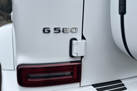 「G580 with EQテクノロジー」は導入記念特別仕様車「エディション1」から販売がスタート。車両本体価格は2625万円と発表されている。