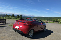 鈴木真人さんの愛車「ルノー・ウインド」。