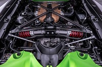 大幅な改良が行われたL539型6.5リッターV12エンジンは、「アヴェンタドールSV」よりも20psアップとなる770psの最高出力を発生する。