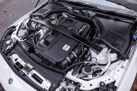 M139と呼ばれる2リッター直4ターボは最高出力408PS、最大トルク500N・mという実力。3リッターV6ツインターボを搭載していた先代よりも18PSパワーアップしている。