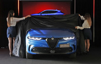 2022年5月16日、イタリア・シエナのアルファ・ロメオ販売店、スコッティで開催された「トナーレ」内覧会から。