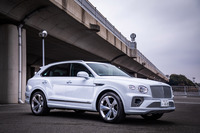 ベントレー・ベンテイガ ハイブリッド