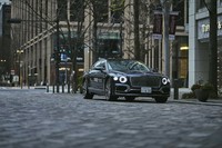 ベントレーの新たなフラッグシップモデルとして登場した新型「フライングスパー」。ドライバーズサルーンの魅力をお伝えします。（photo：田村孝介）