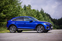 アウディQ5スポーツバック ファーストエディション