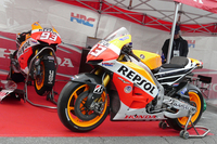 ホンダのMotoGP用マシン「RC213V」。会場には2012年モデルと2013年モデルの計2台が持ち込まれていた。