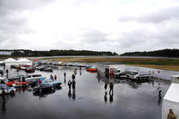 ピットの屋上からコースを眺めたところ。コース外周に沿って森林帯が残されているのがわかる。
