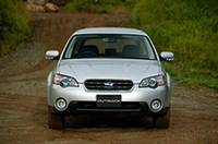 スバル「レガシィ」のSUVモデル「アウトバック」発売の画像