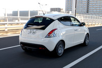 「クライスラー・イプシロン」の最高速度は175km/h。0-100km/hの加速タイムは12.2秒となっている。