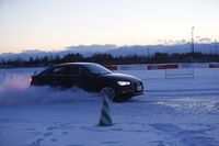 十勝サーキットの施設内に用意された特設コースを走る「A3セダン」。試乗は帯広、十勝の一般道と高速道路、そしてこの特設コースで実施された。