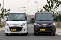 「ルークス ハイウェイスターターボ」（右）と「パレットSW TS」（左）。フロントは、グリルとバンパーのデザインがそれぞれオリジナルになるため、見た目の印象はかなり違う。